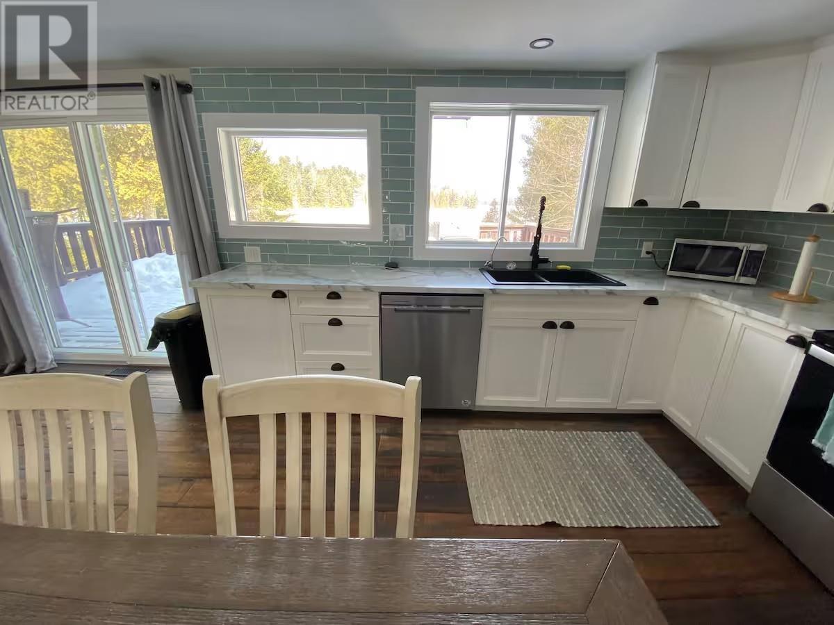 213 South Bay Rd, Elliot Lake, Ontario  P5A 2S9 - Photo 19 - SM260490