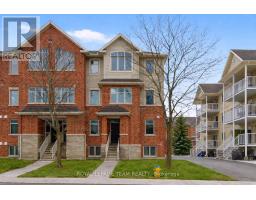255 DEERCROFT AVENUE, Ottawa, Ontario