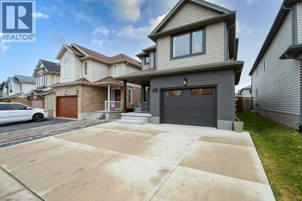 62 Tottenham Street, Kitchener, Ontario  N2R 1V2 - Photo 3 - 40805711