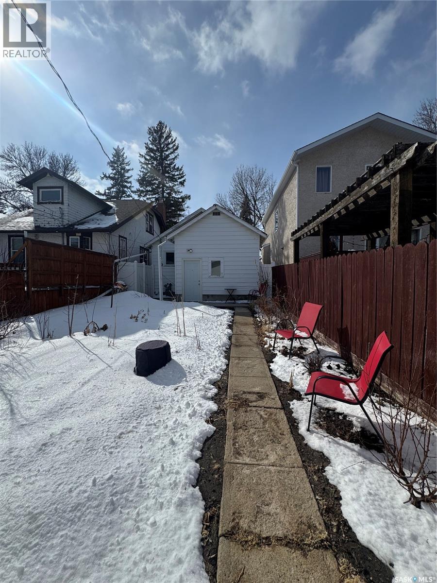 3027 Robinson Street, Regina, Saskatchewan  S4S 1V3 - Photo 18 - SK032326