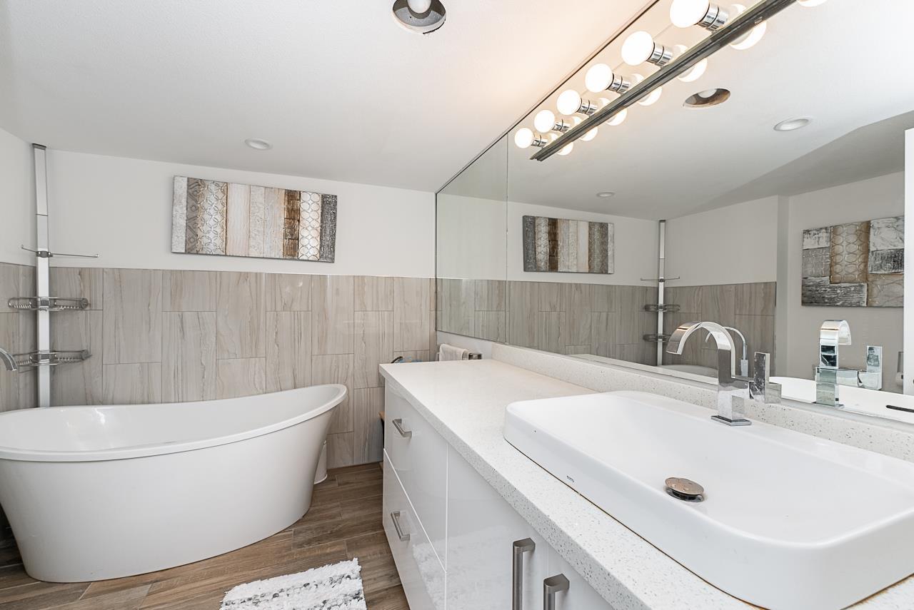 104 1441 Blackwood Street, White Rock, British Columbia  V4B 3V6 - Photo 11 - R3112172