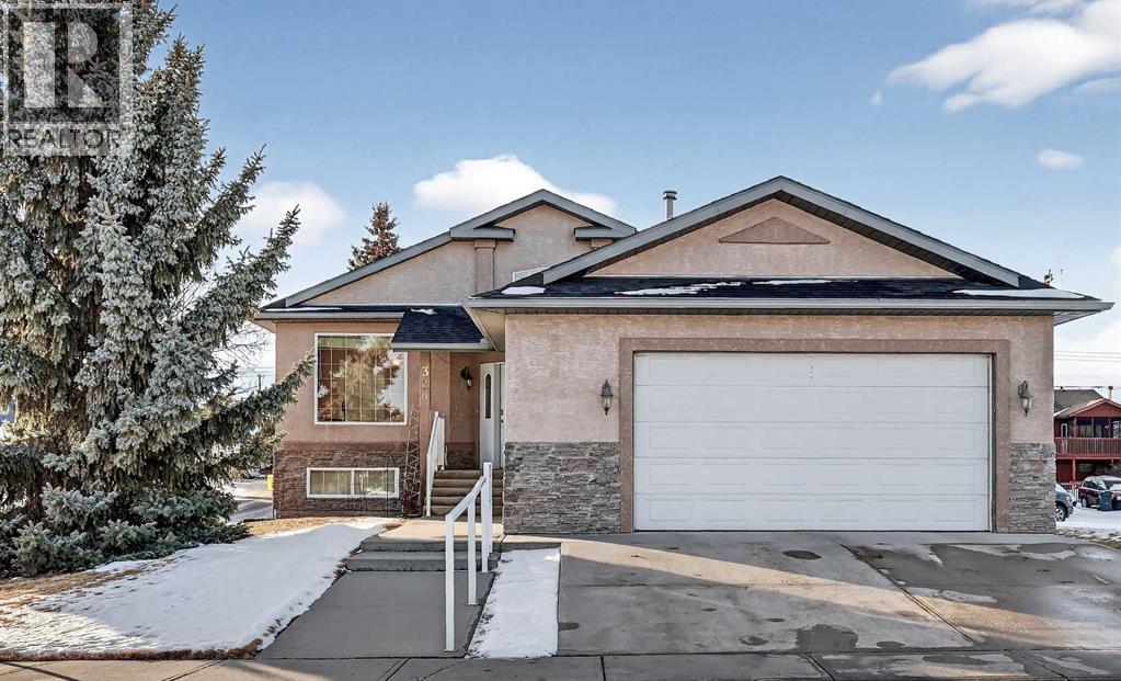 328 Parkview Estates, Strathmore, Alberta  T1P 1K8 - Photo 2 - A2301675