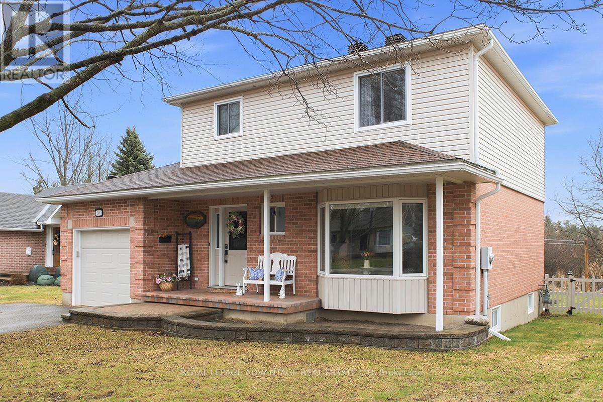 14 Treelawn Boulevard, Perth, Ontario  K7H 3L9 - Photo 2 - X12862406