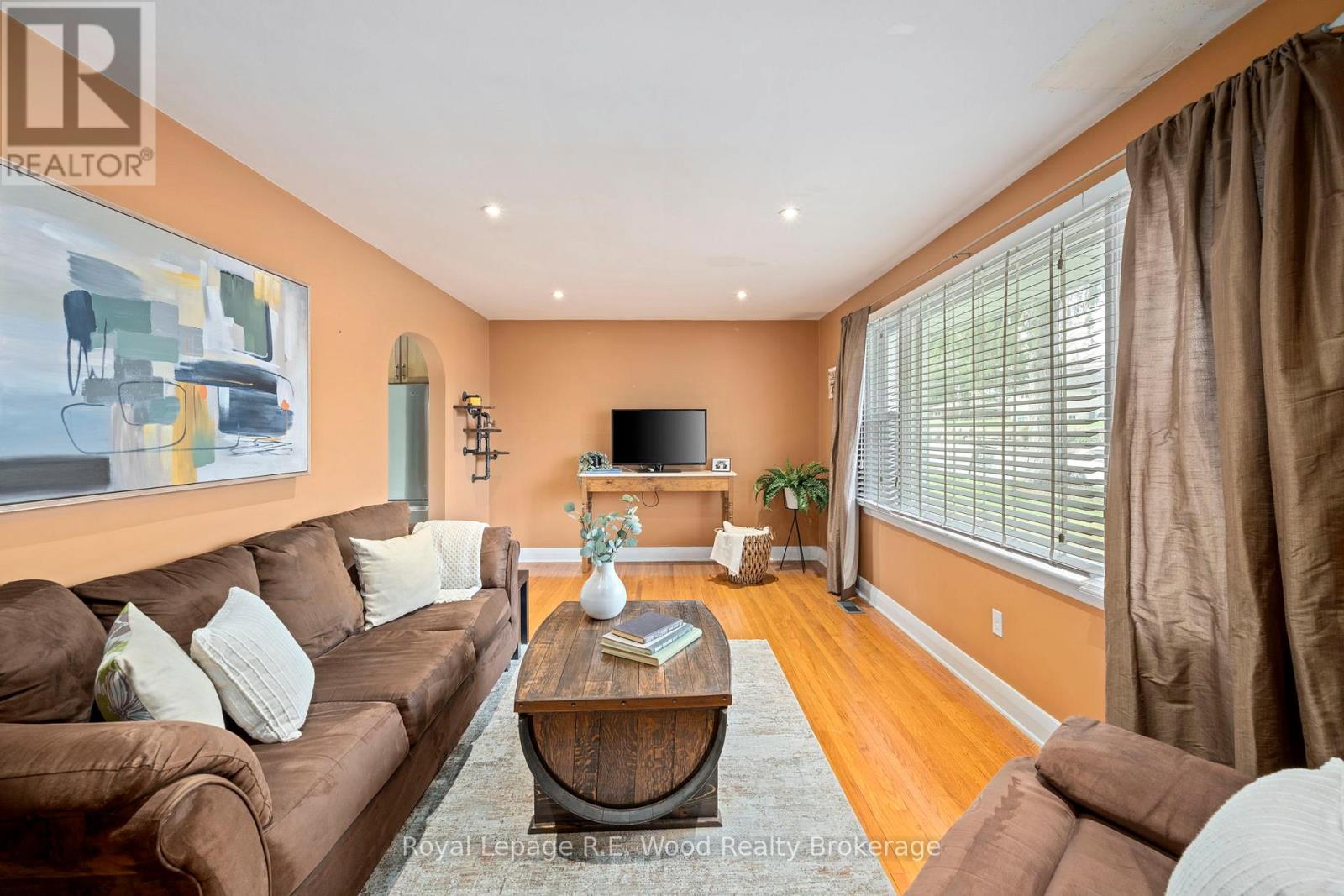 526 Huron Street, Woodstock, Ontario  N4S 7A7 - Photo 6 - X13004524