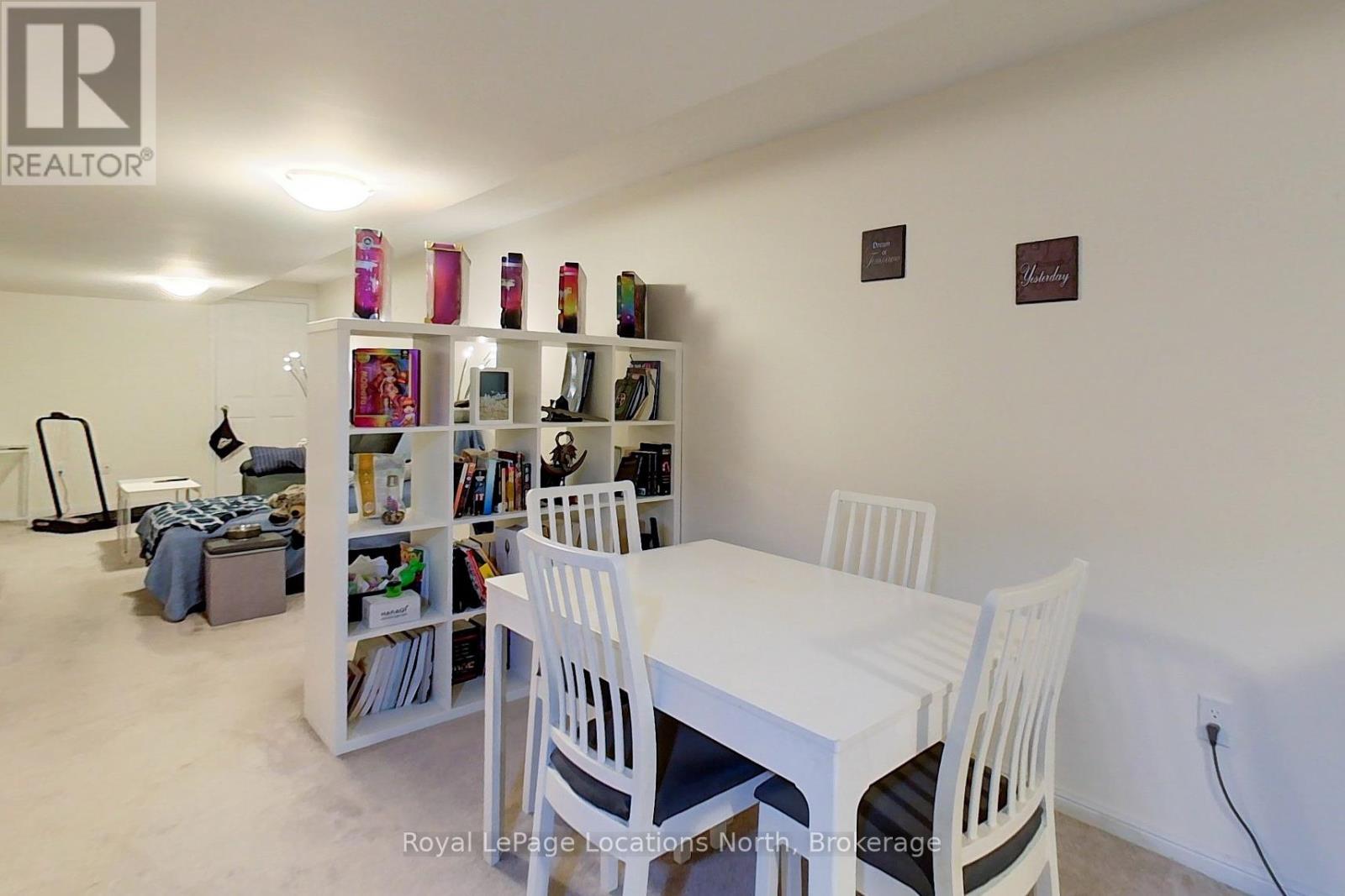 19 Village Gate, Wasaga Beach, Ontario  L9Z 0G3 - Photo 34 - S13004574