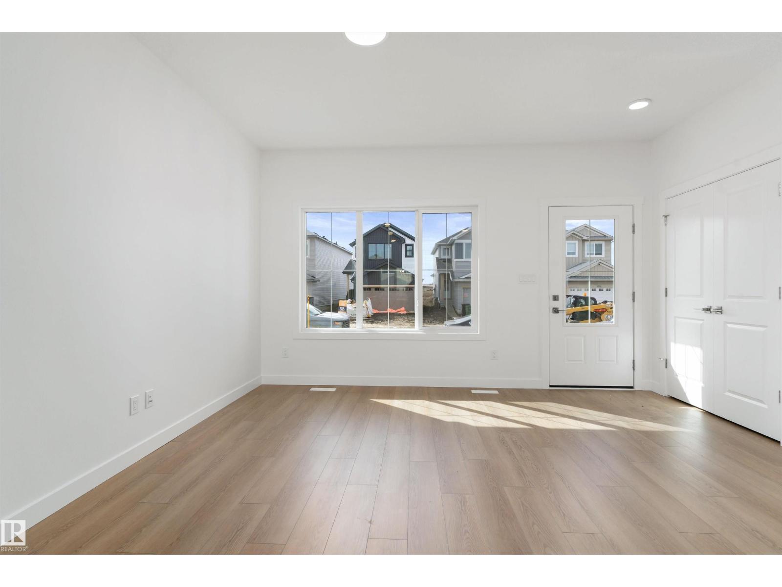 1048 14 Av Nw, Edmonton, Alberta  T6T 2W7 - Photo 17 - E4473719