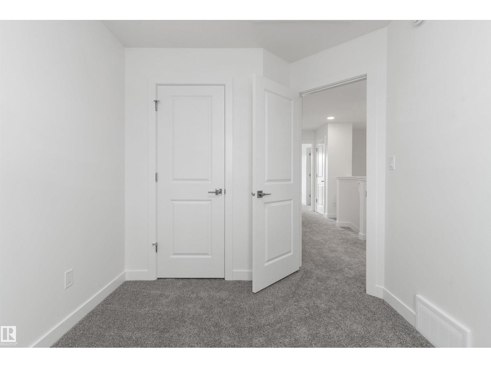 1048 14 Av Nw, Edmonton, Alberta  T6T 2W7 - Photo 23 - E4473719