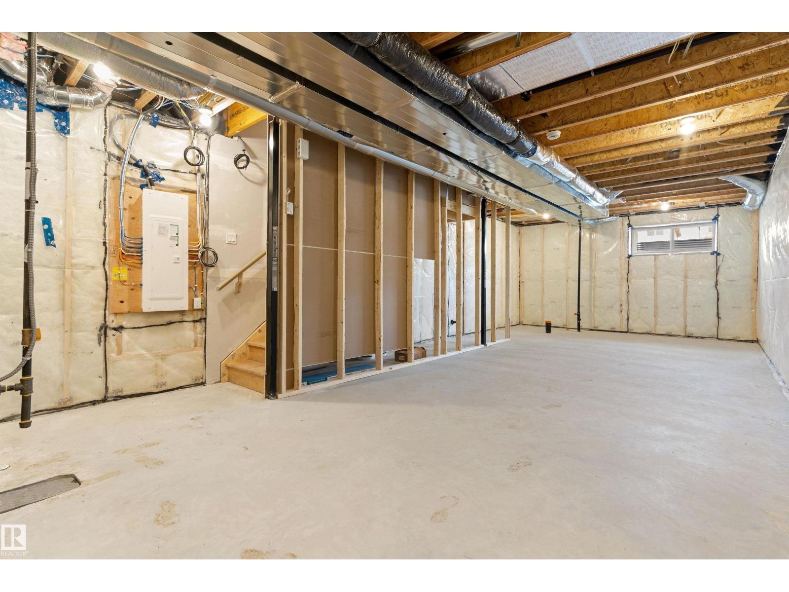 1048 14 Av Nw, Edmonton, Alberta  T6T 2W7 - Photo 37 - E4473719