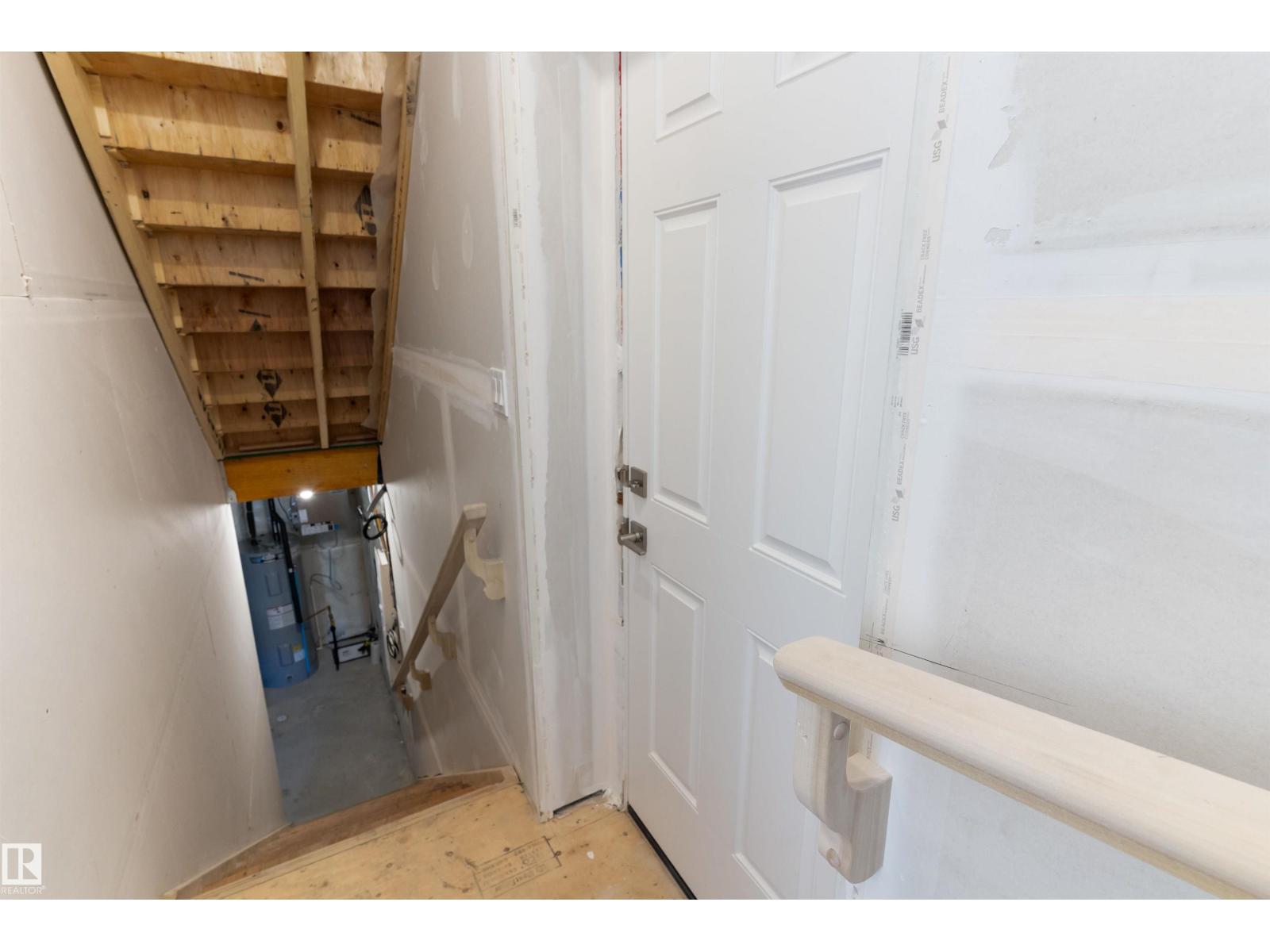 1048 14 Av Nw, Edmonton, Alberta  T6T 2W7 - Photo 36 - E4473719