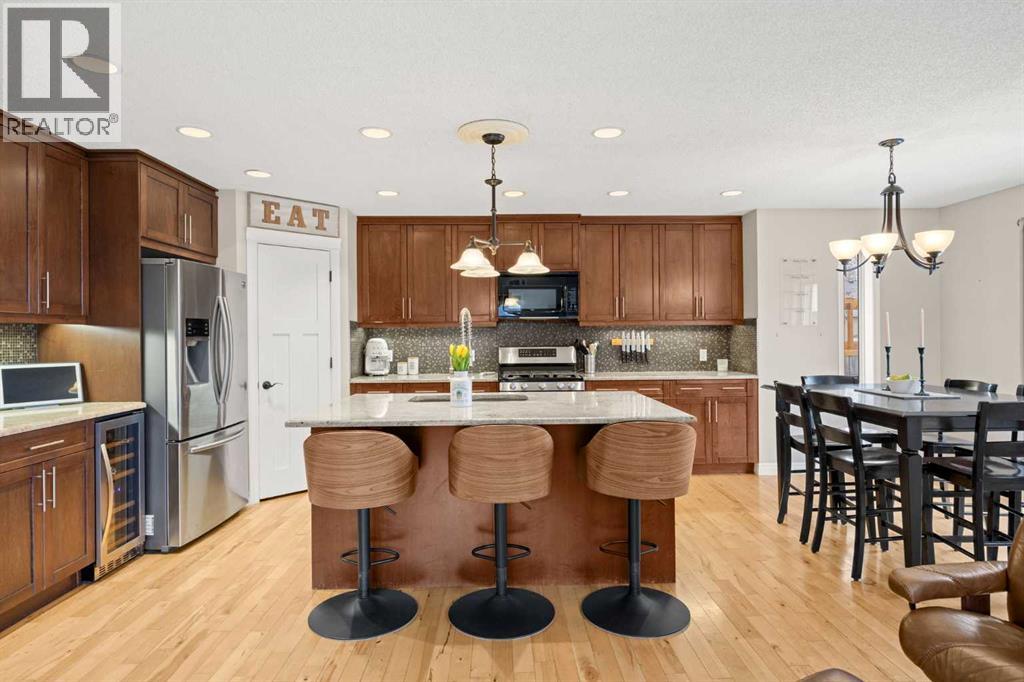 164 West Lakeview Circle, Chestermere, Alberta T1X 1H7 - Photo 13 - A2292609