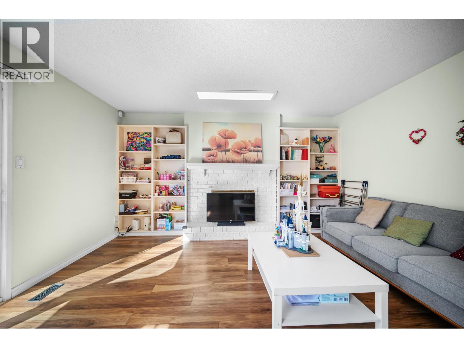 4340 Tiffin Crescent, Richmond, British Columbia  V7C 4X8 - Photo 9 - R3109811