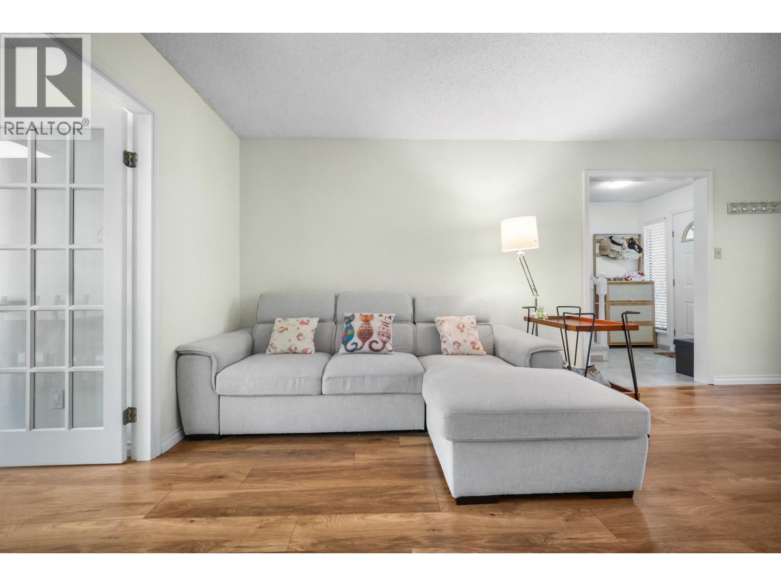 4340 Tiffin Crescent, Richmond, British Columbia  V7C 4X8 - Photo 6 - R3109811