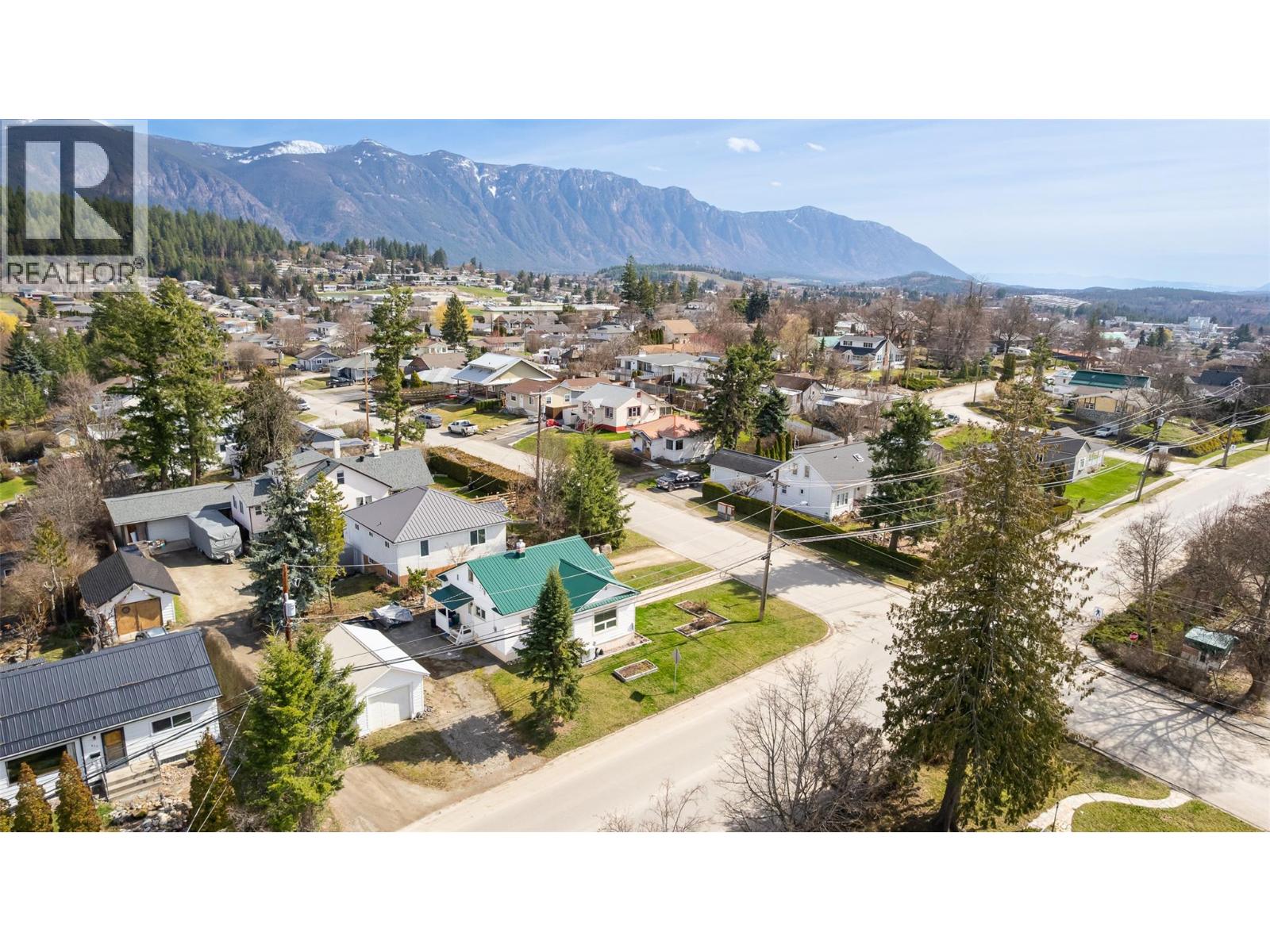 1006 Murdoch Street, Creston, British Columbia  V0B 1G4 - Photo 21 - 10383090