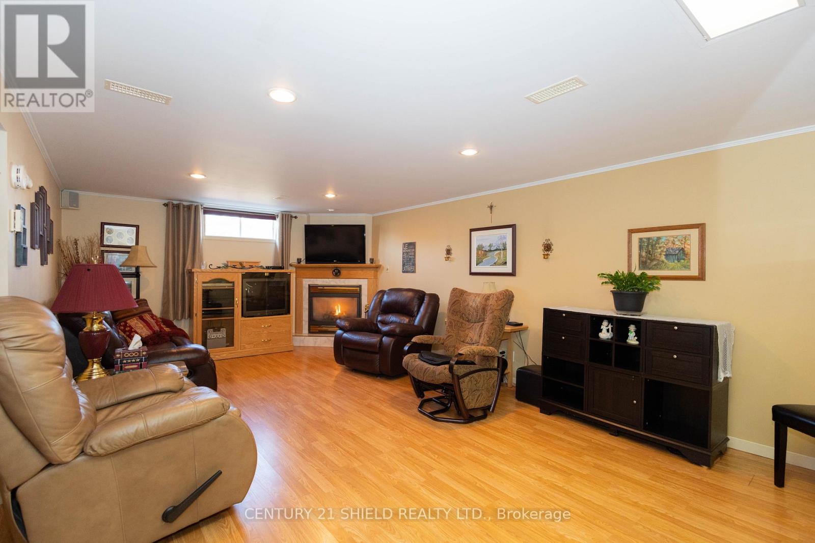 247 15th St. W Street, Cornwall, Ontario  K6J 3K2 - Photo 26 - X12982618