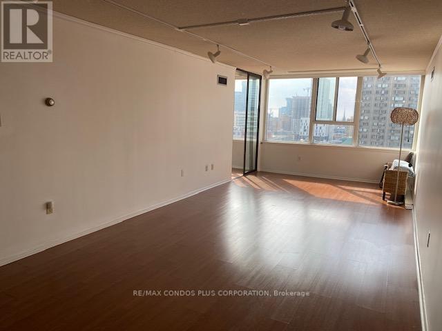 1503 - 45 Carlton Street, Toronto, Ontario  M5B 2H9 - Photo 5 - C13004558