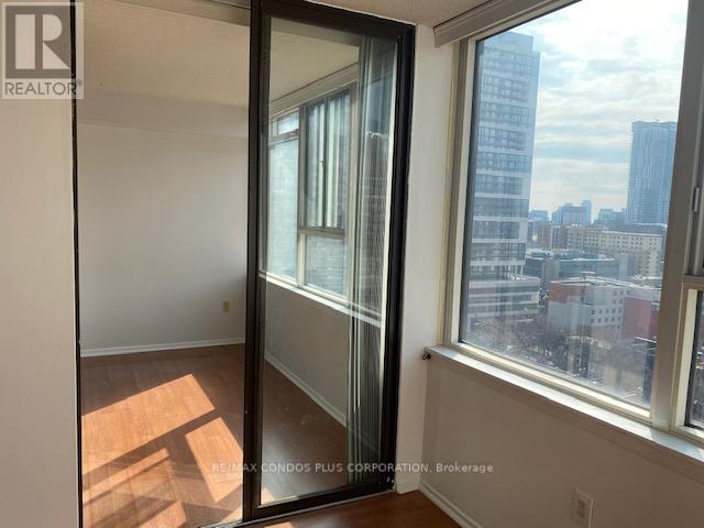 1503 - 45 Carlton Street, Toronto, Ontario  M5B 2H9 - Photo 9 - C13004558