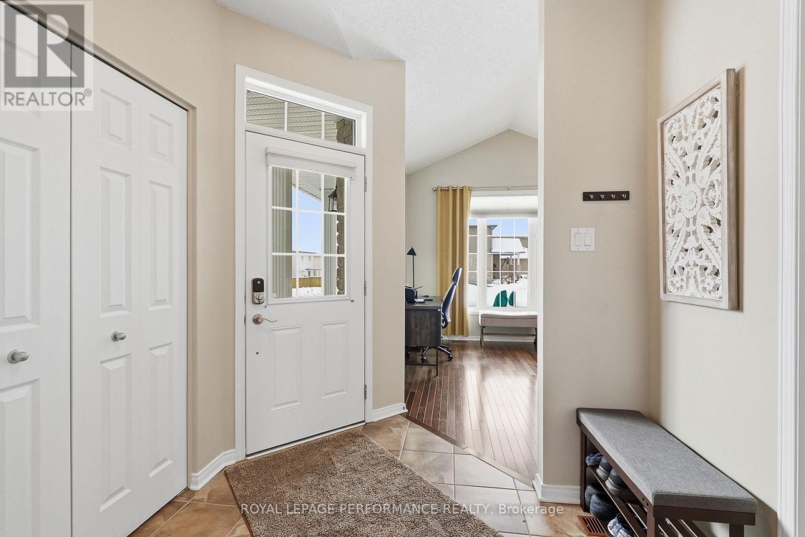 112 Jade Street, Clarence-Rockland, Ontario  K4K 0C8 - Photo 3 - X13004560