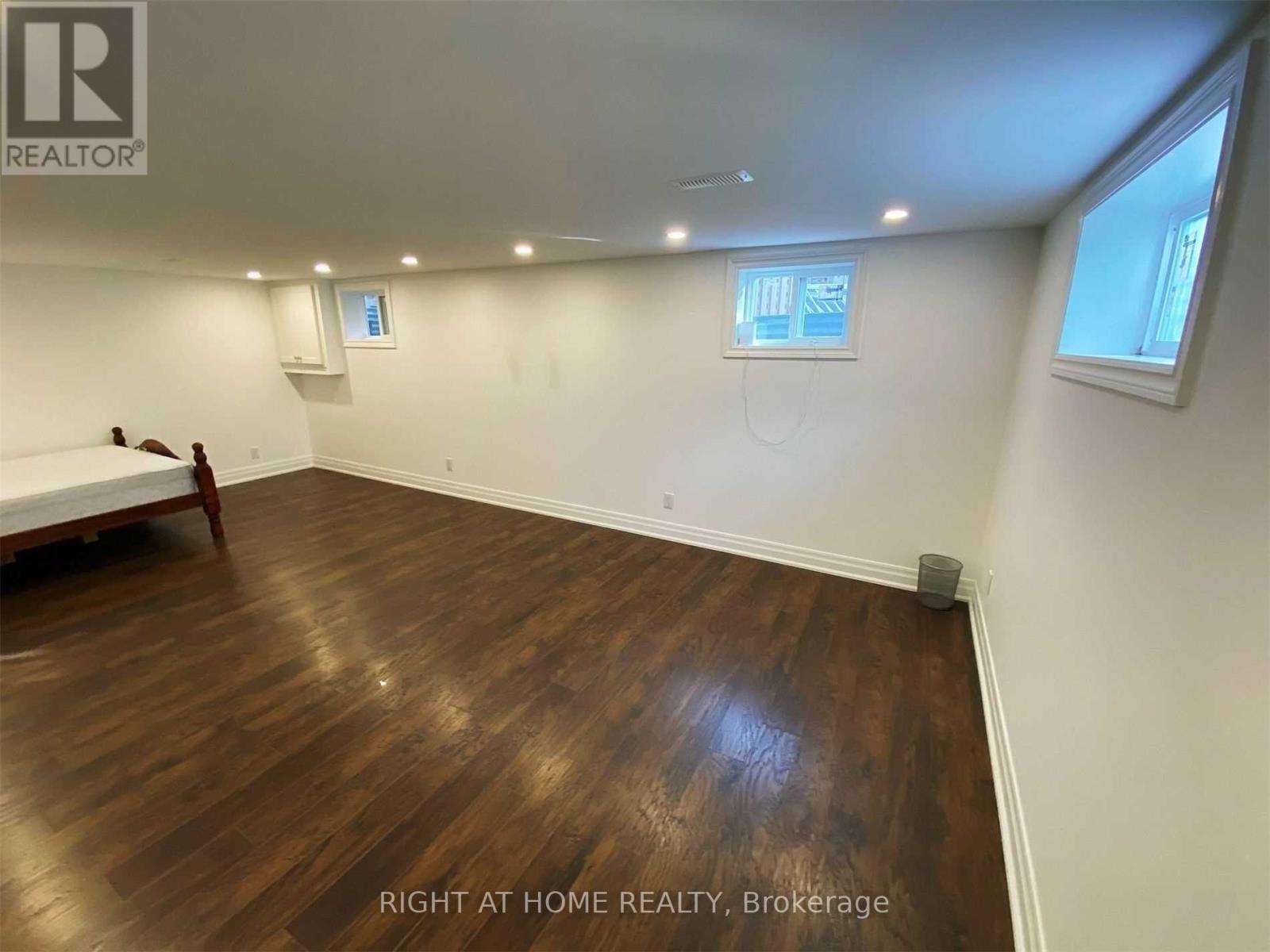 46 Emmeline Crescent, Toronto, Ontario  M1S 1L2 - Photo 8 - E13004580