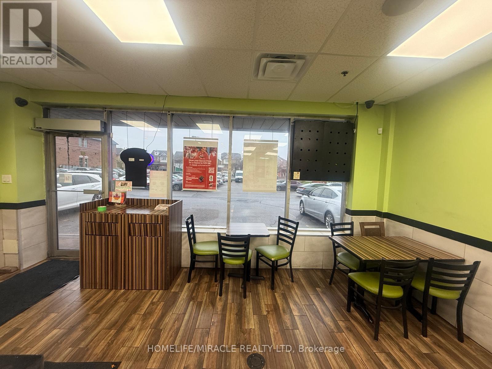 28 - 9699 Jane Street, Vaughan, Ontario L6A 3R4 - Photo 7 - N13004572