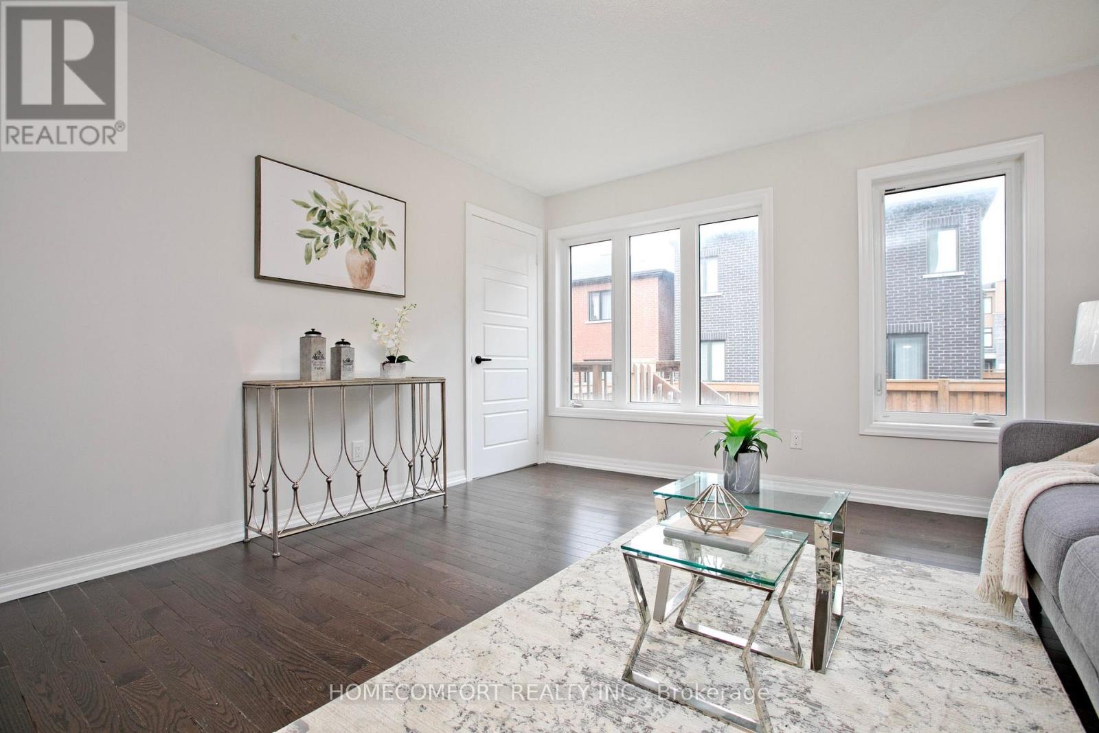 42 Vantage Loop, Newmarket, Ontario  L3X 0K6 - Photo 6 - N13004582