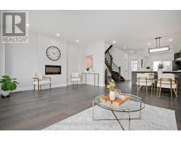 42 VANTAGE LOOP, Newmarket, Ontario