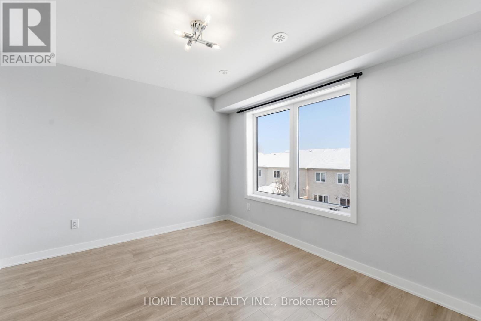 752 Kinstead Private, Ottawa, Ontario  K2S 3B3 - Photo 18 - X12760440