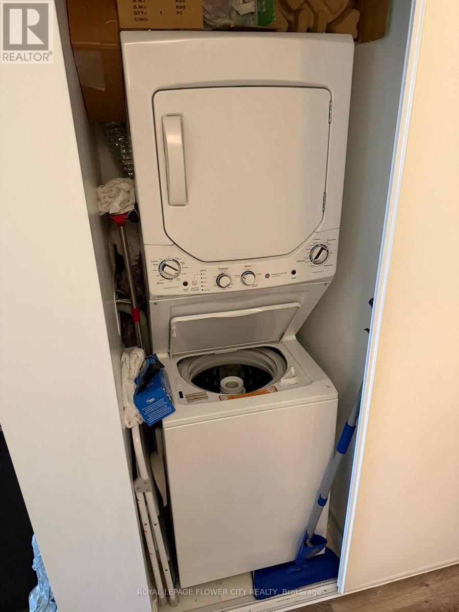 601 - 86 Dundas Street E, Mississauga, Ontario  L5A 1W4 - Photo 11 - W13004520