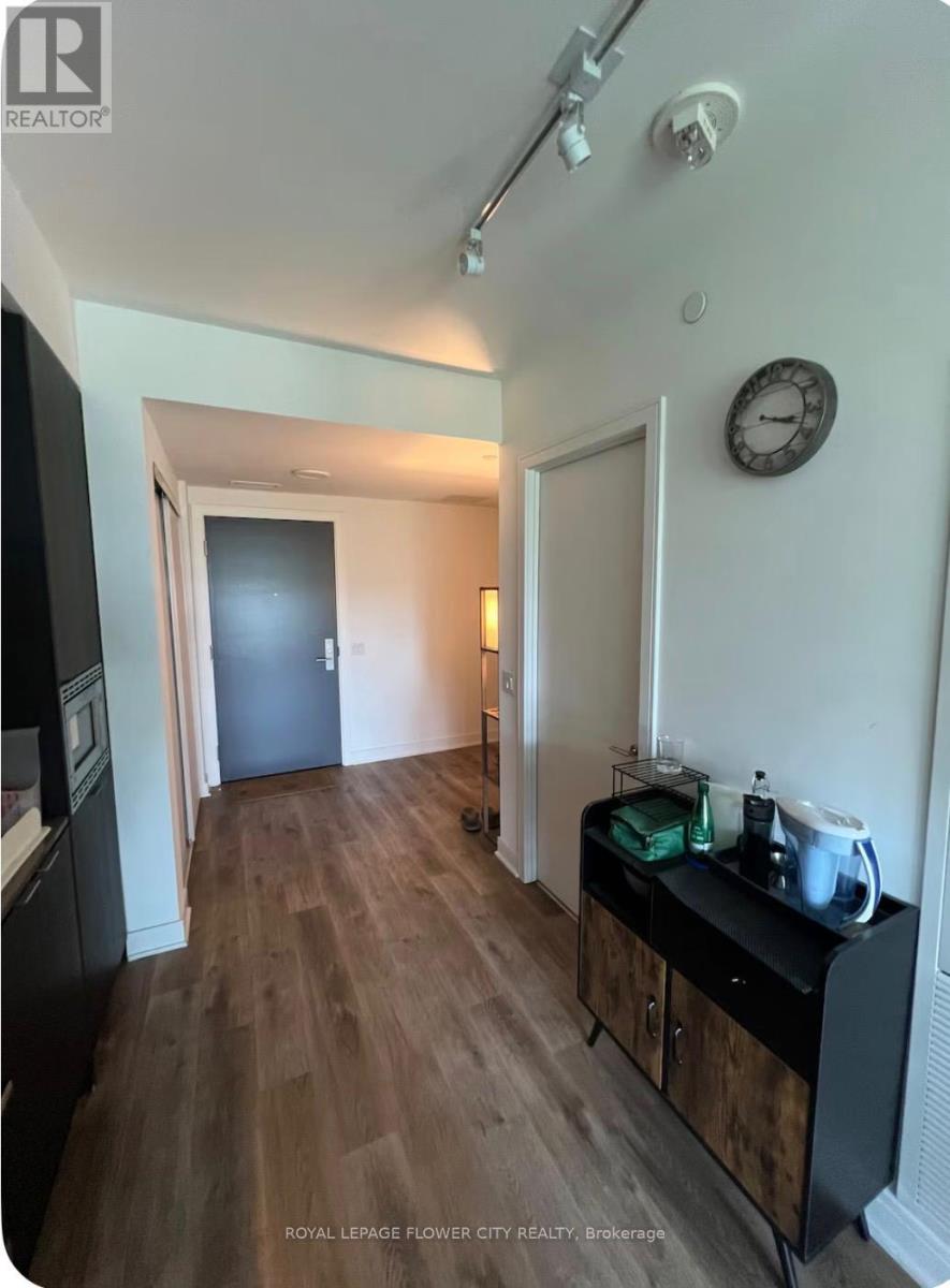 601 - 86 Dundas Street E, Mississauga, Ontario  L5A 1W4 - Photo 4 - W13004520