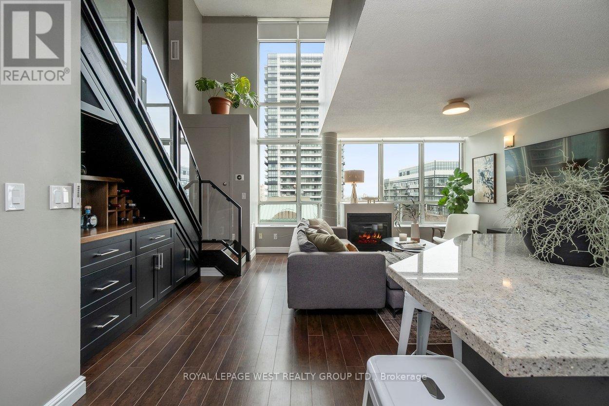 630 - 250 Manitoba Street, Toronto, Ontario  M8Y 4G8 - Photo 2 - W13004522