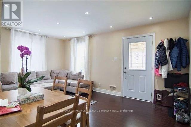 Upper - 186 Maurice Drive, Oakville, Ontario  L6K 2W9 - Photo 4 - W13004554