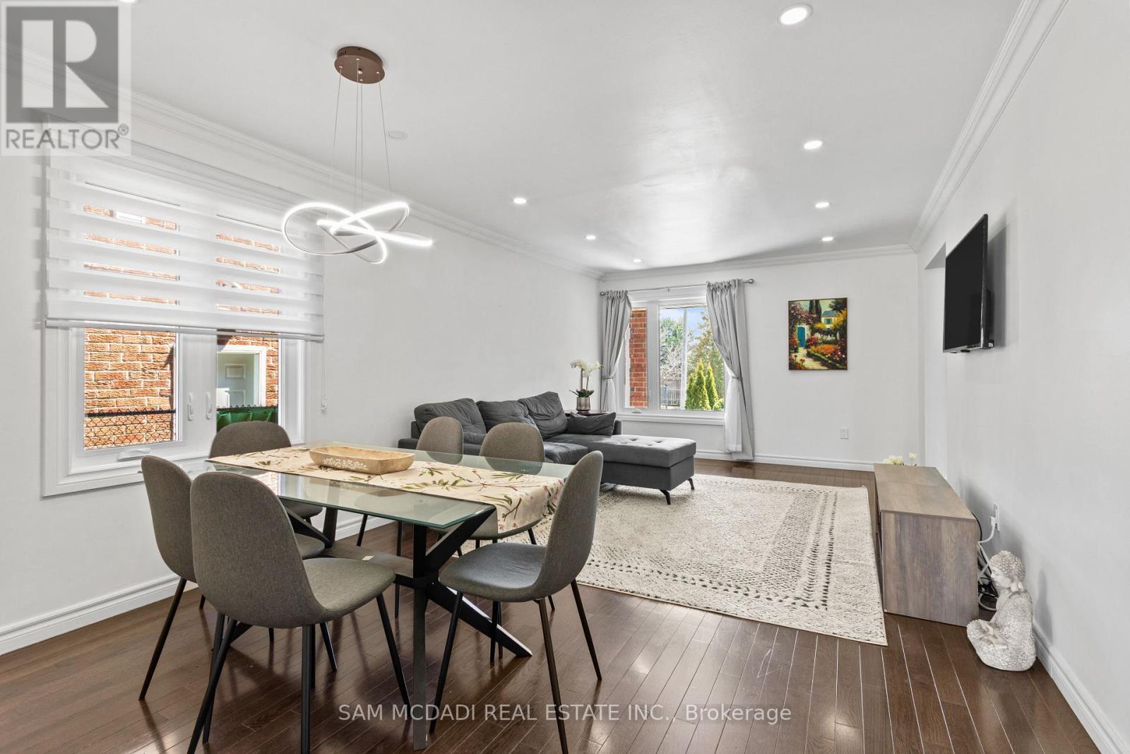 6282 Camgreen Circle, Mississauga, Ontario  L5N 4M6 - Photo 6 - W13004592