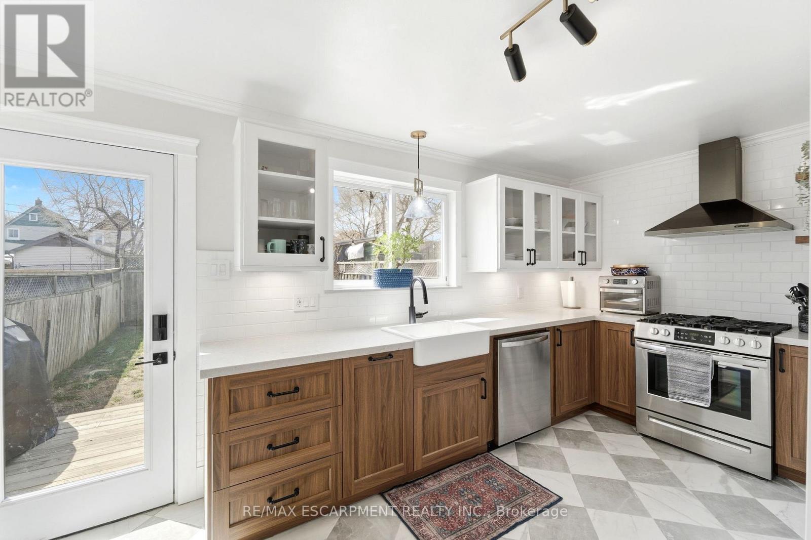 82 Clinton Street, Hamilton, Ontario  L8L 3K2 - Photo 14 - X13004578