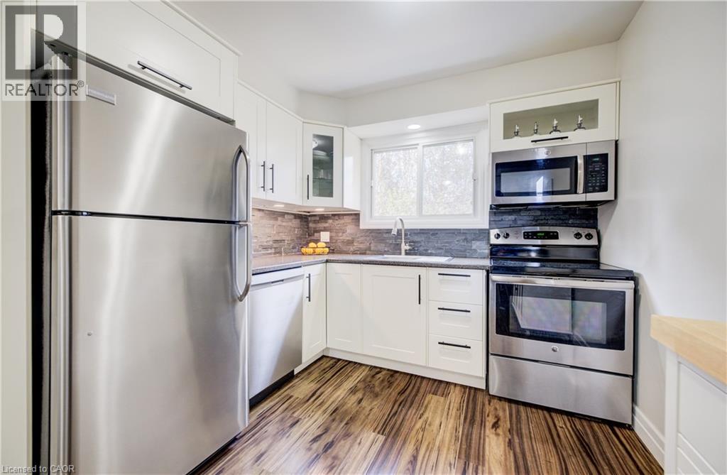 279 N Bluevale Street N Unit# 64, Waterloo, Ontario  N2J 4L8 - Photo 11 - 40815851