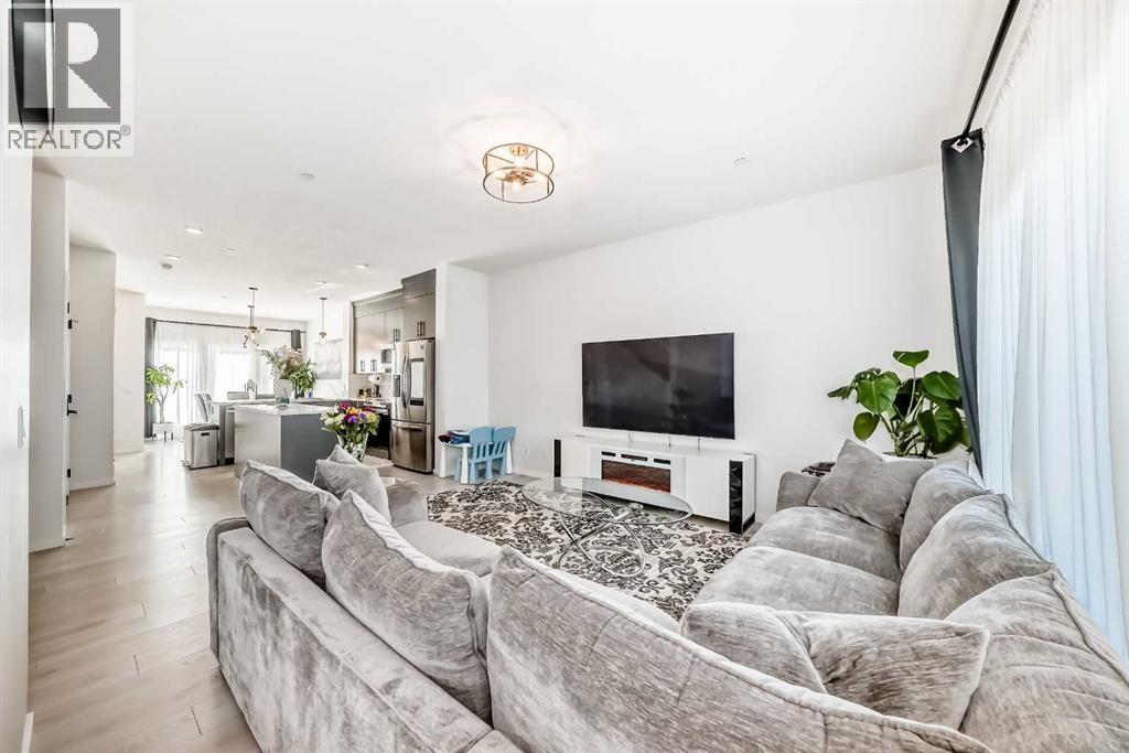 215 148 Avenue Nw, Calgary, Alberta  T3P 1N1 - Photo 4 - A2289060