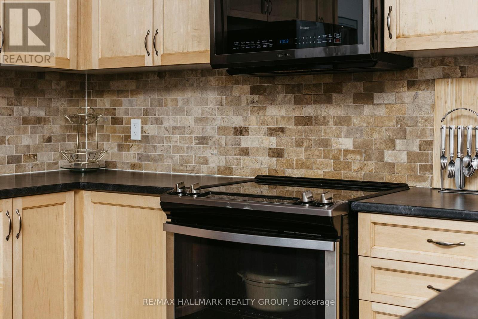 529 Dundonald Drive, Ottawa, Ontario  K2J 5X1 - Photo 17 - X13004634