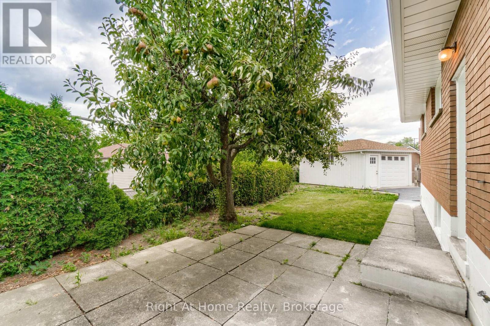 Upper Level - 69 Heather Road, Hamilton, Ontario  L8K 3V9 - Photo 16 - X13004630