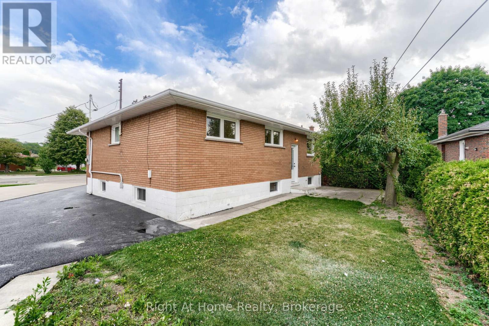 Upper Level - 69 Heather Road, Hamilton, Ontario  L8K 3V9 - Photo 18 - X13004630