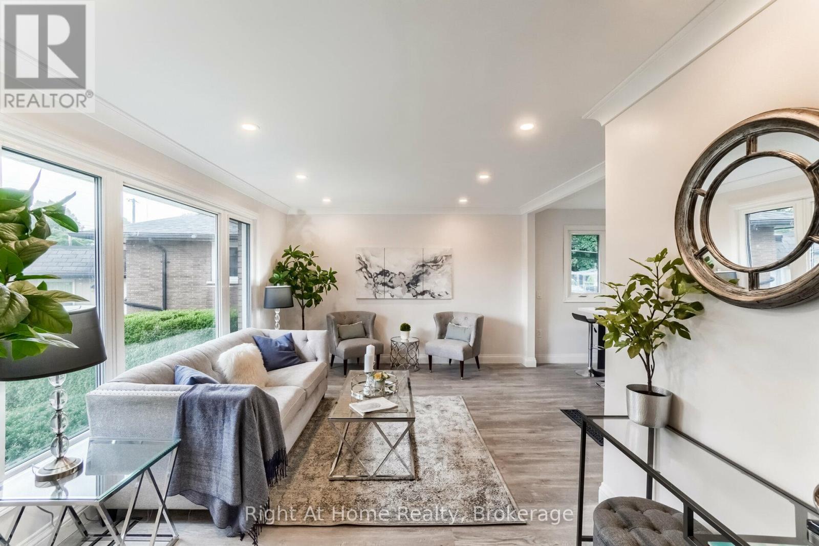 Upper Level - 69 Heather Road, Hamilton, Ontario  L8K 3V9 - Photo 5 - X13004630