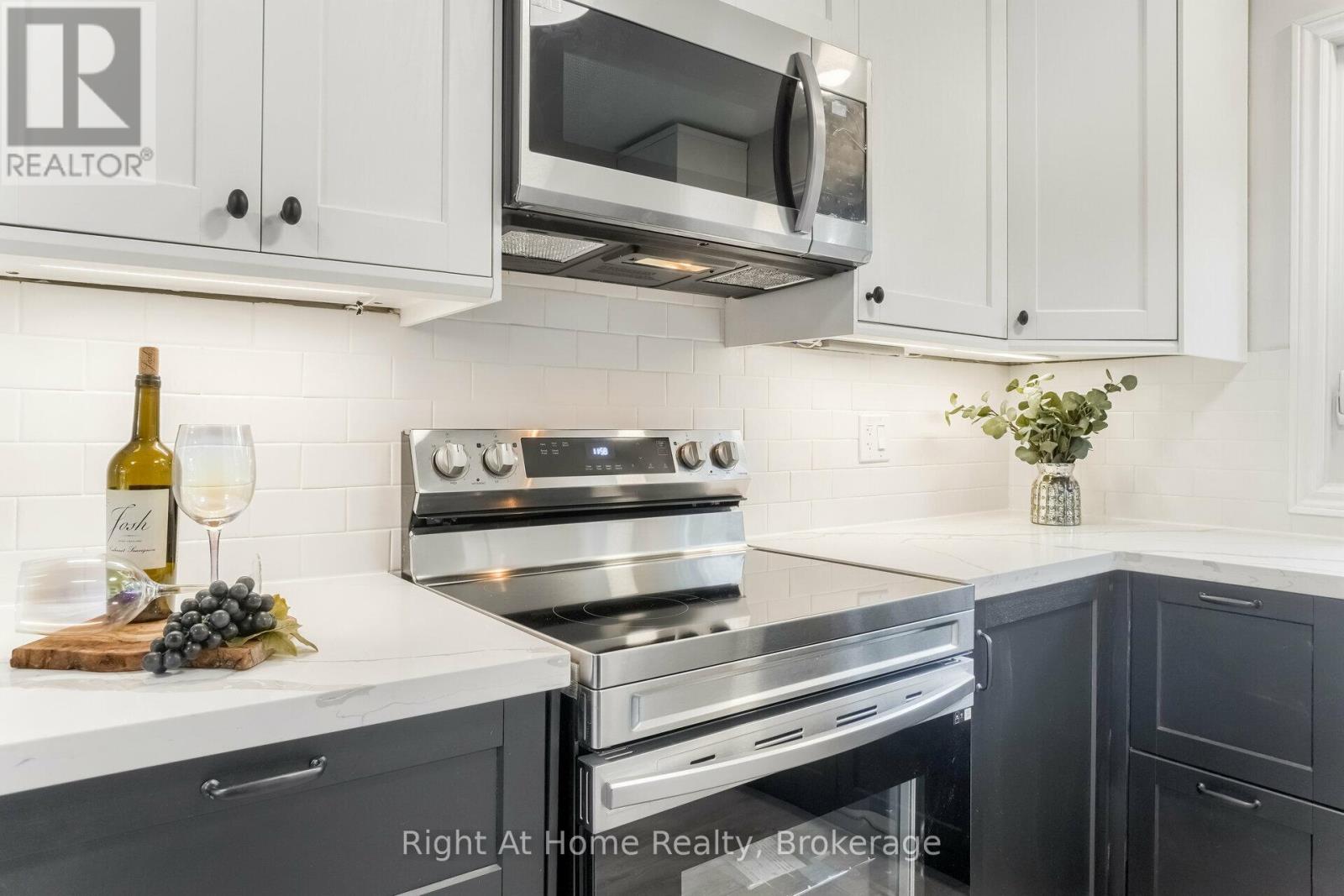 Upper Level - 69 Heather Road, Hamilton, Ontario  L8K 3V9 - Photo 9 - X13004630