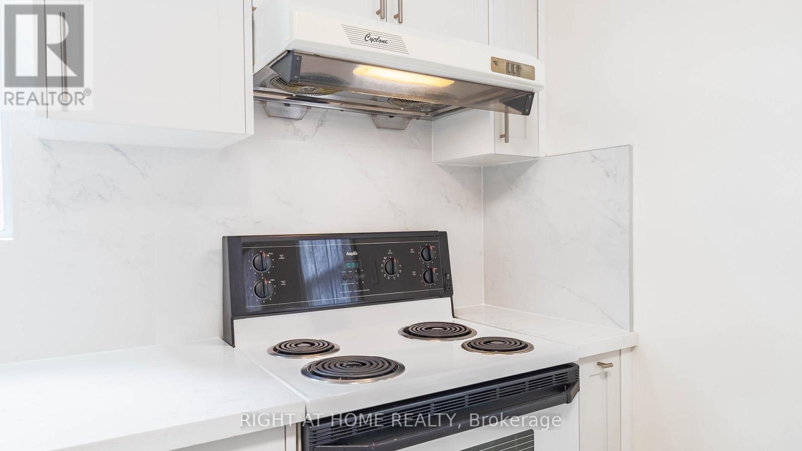 82 Tower Drive, Toronto, Ontario  M1R 3P2 - Photo 14 - E12907172