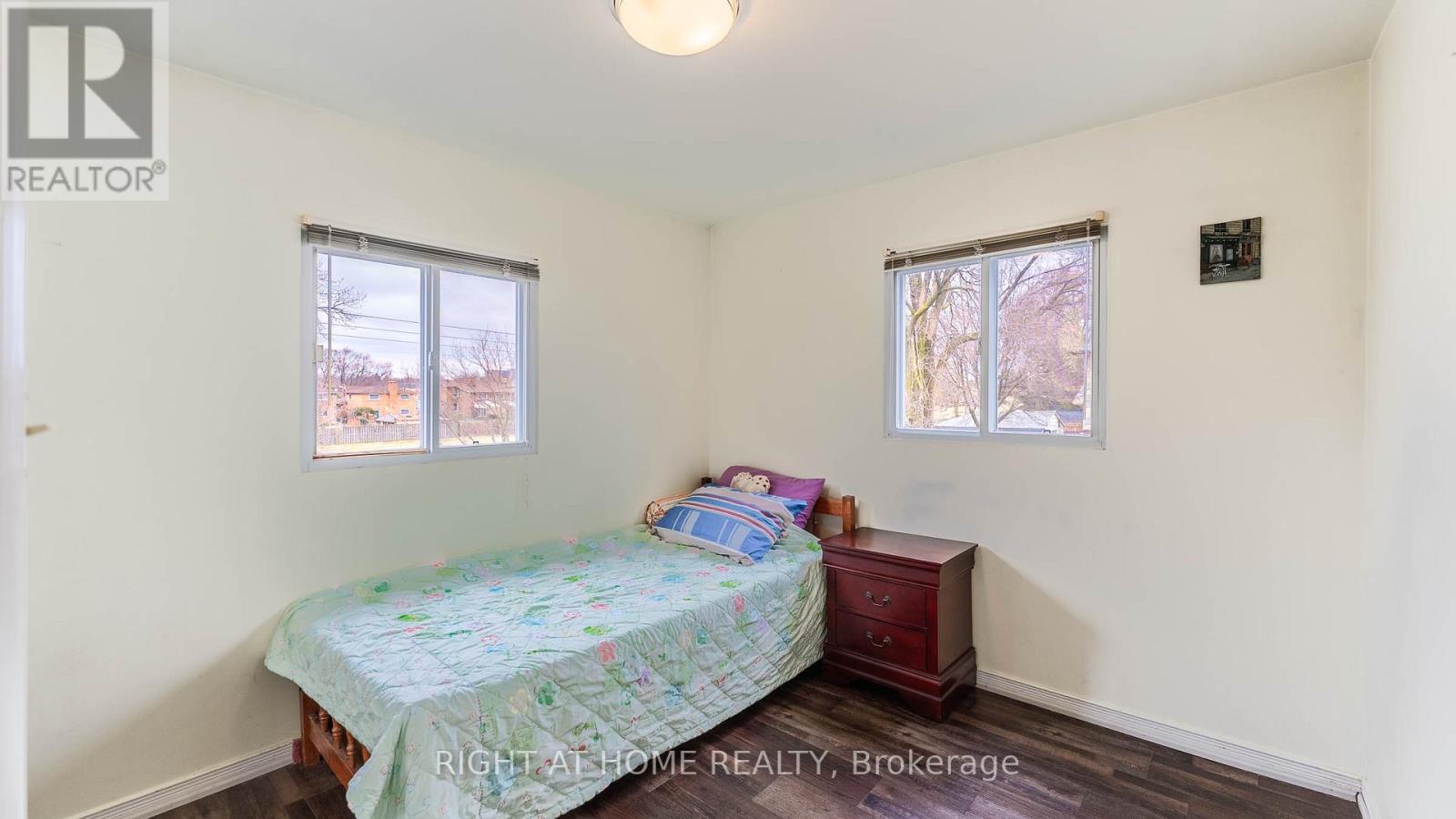 82 Tower Drive, Toronto, Ontario  M1R 3P2 - Photo 17 - E12907172