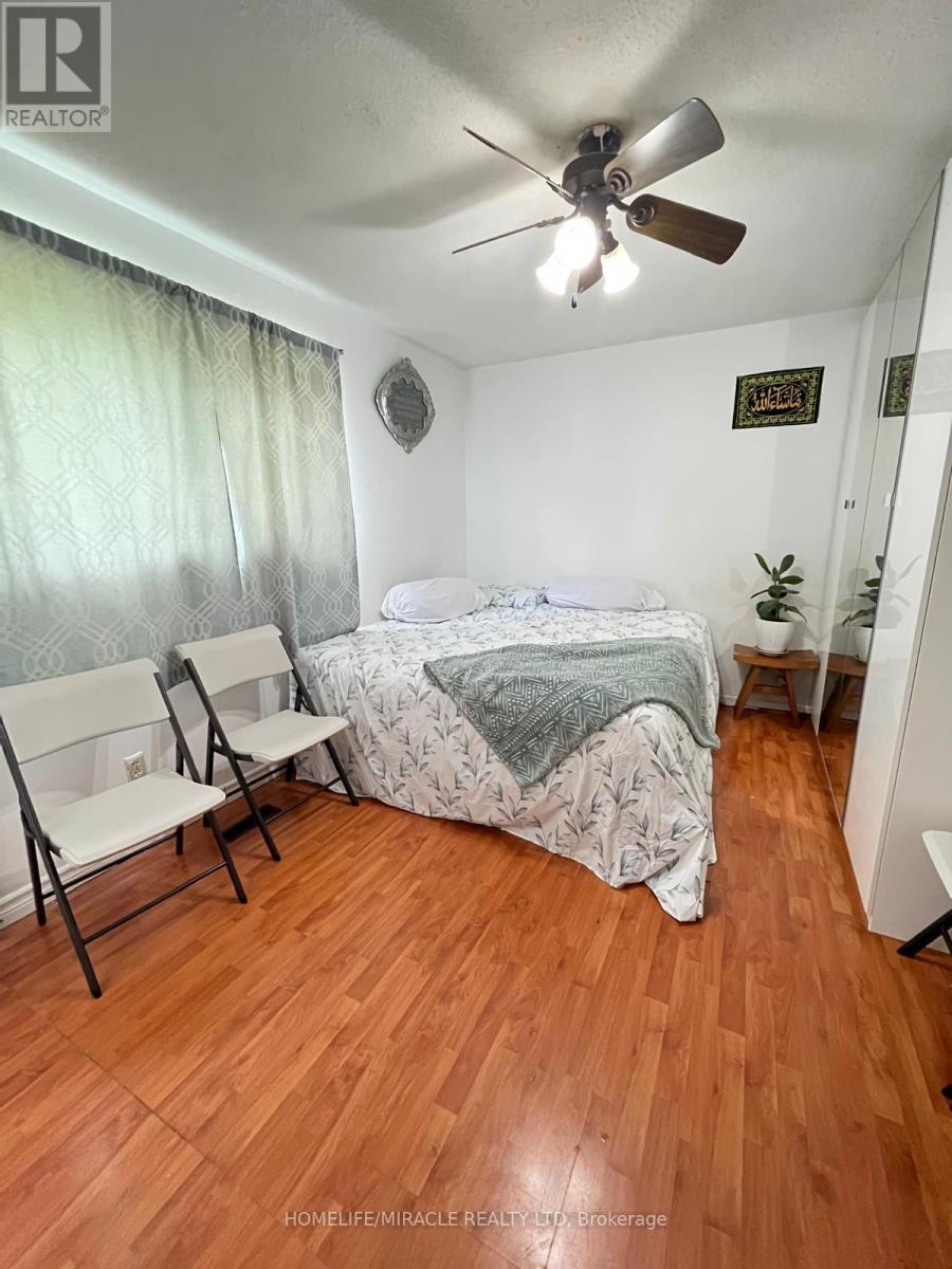 78 Crittenden Square, Toronto, Ontario  M1B 1V1 - Photo 5 - E13004664