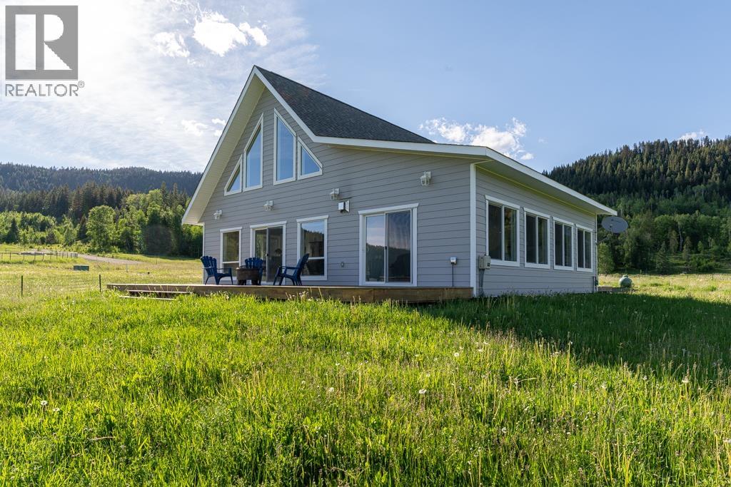 3963 Canimview Drive, 100 Mile House, British Columbia  V0K 1J0 - Photo 14 - R3111845