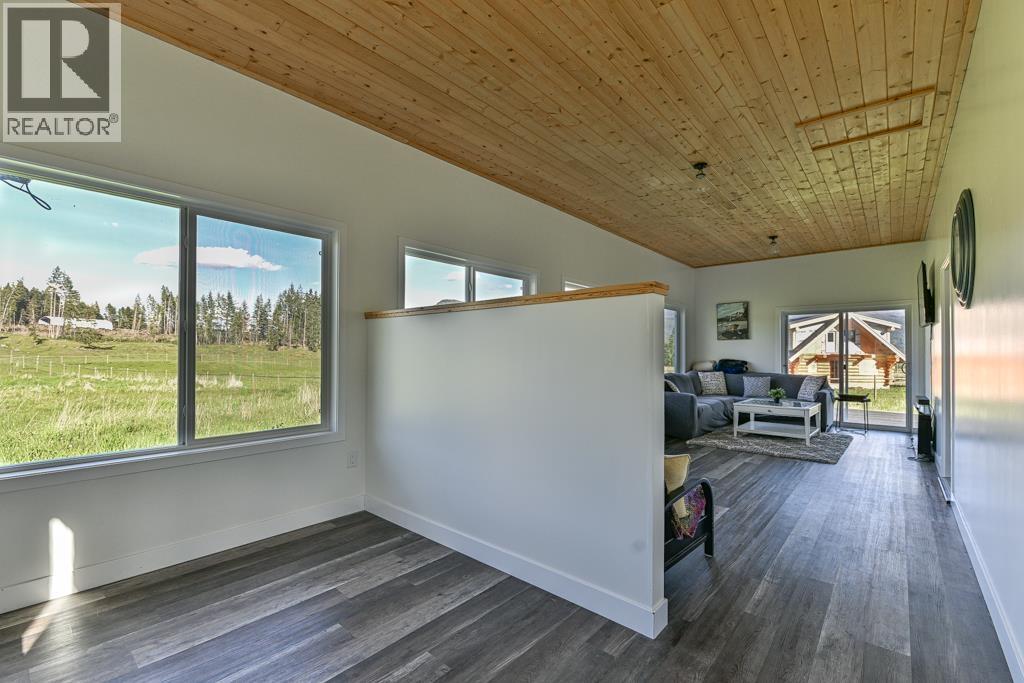 3963 Canimview Drive, 100 Mile House, British Columbia  V0K 1J0 - Photo 21 - R3111845