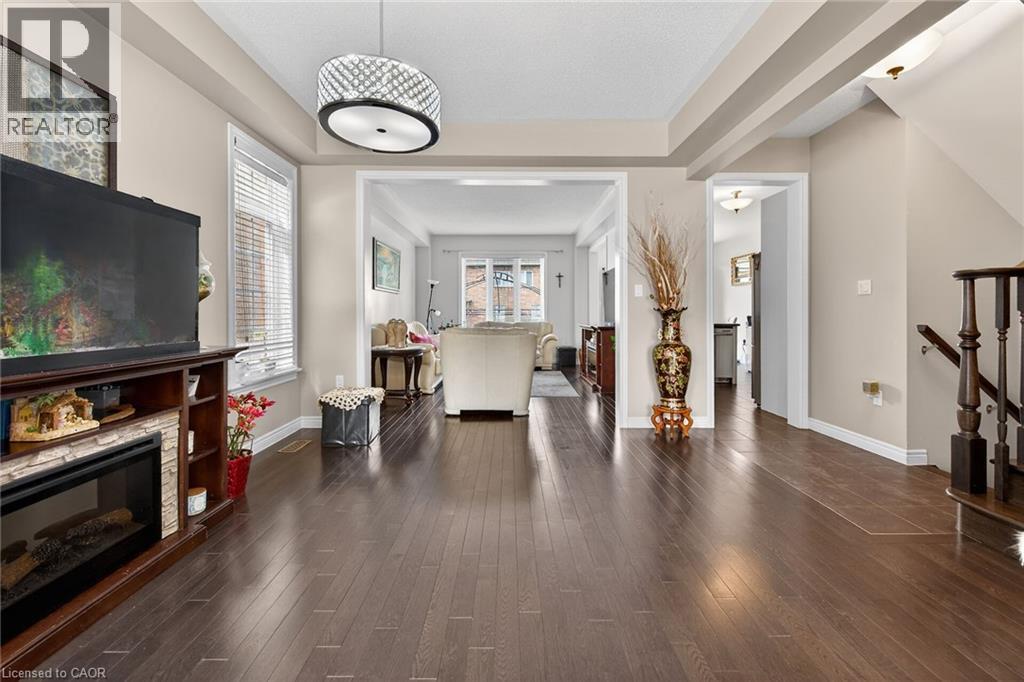 44 Matteo Trail, Hamilton, Ontario  L9B 0E6 - Photo 10 - 40821323