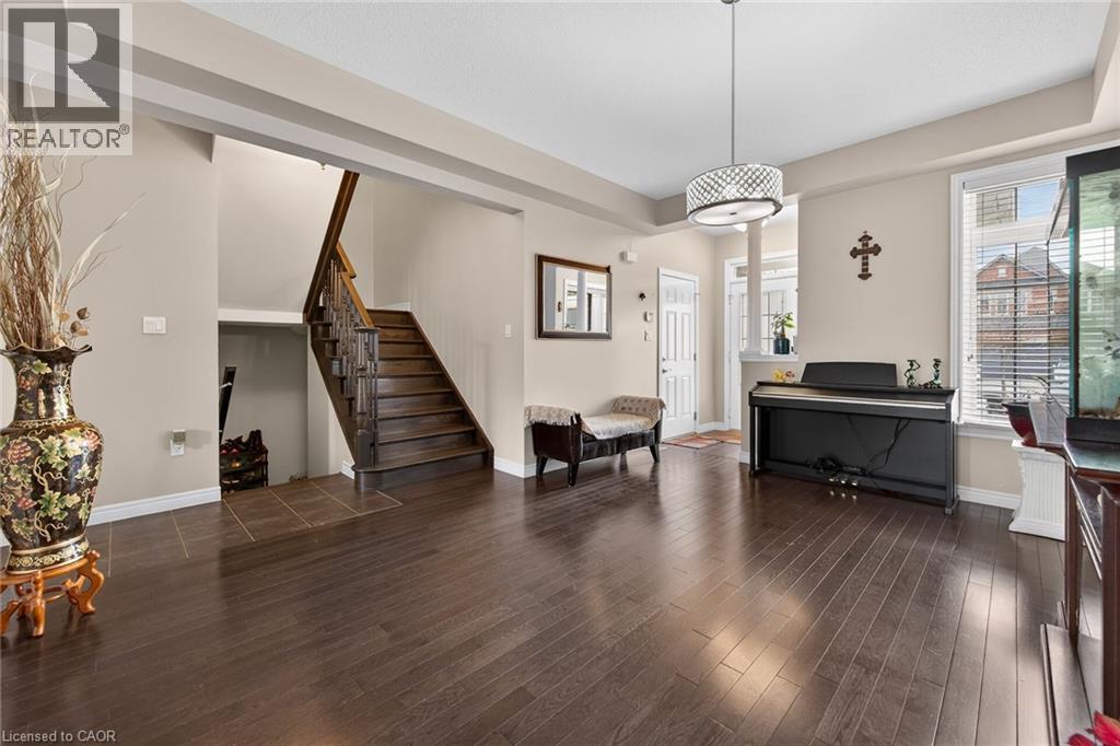44 Matteo Trail, Hamilton, Ontario  L9B 0E6 - Photo 14 - 40821323