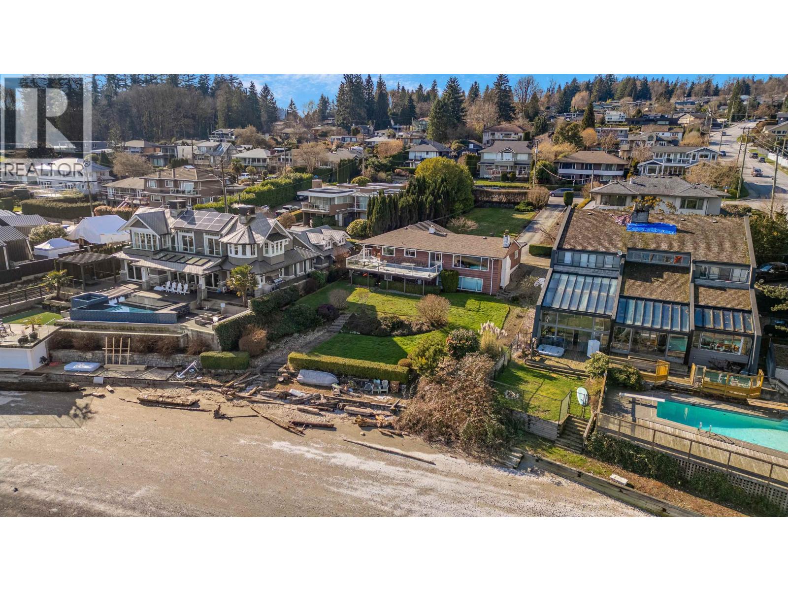 450 Beachview Drive, North Vancouver, British Columbia  V7G 1P7 - Photo 19 - R3095122