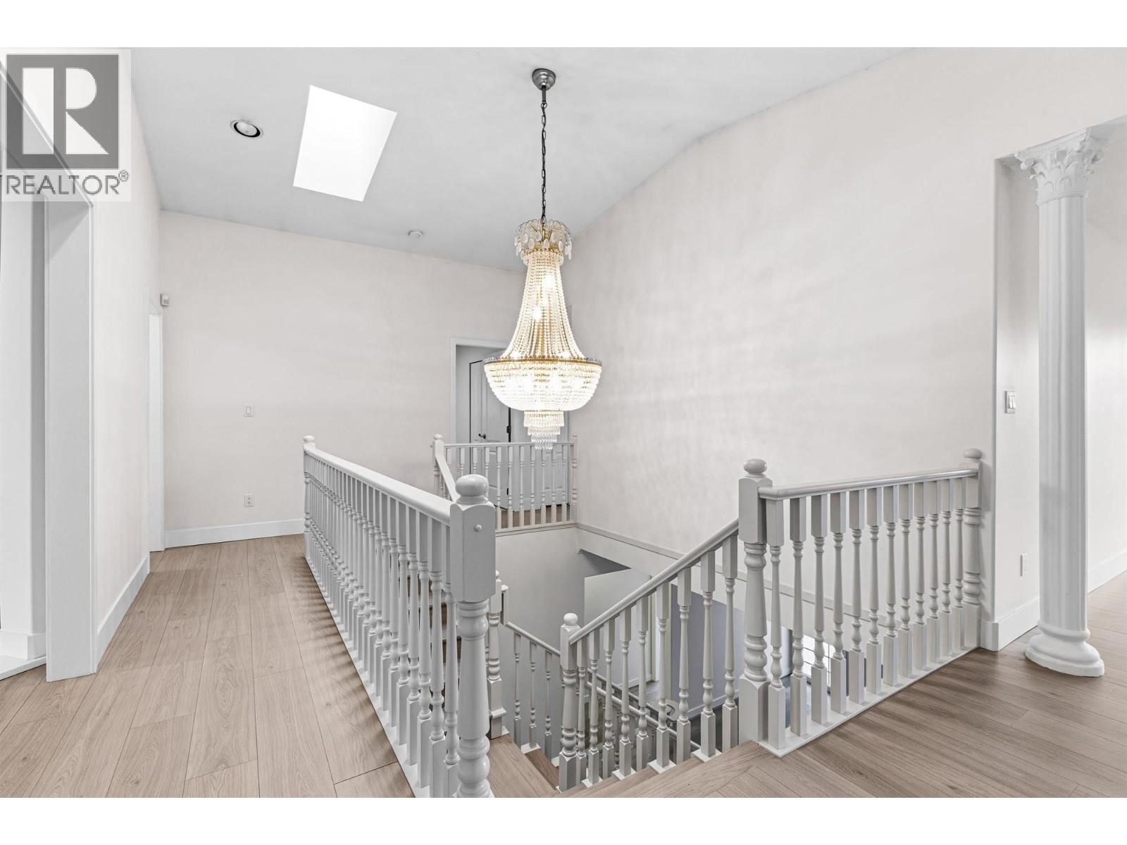 7728 Mary Avenue, Burnaby, British Columbia  V3N 3G8 - Photo 4 - R3112078