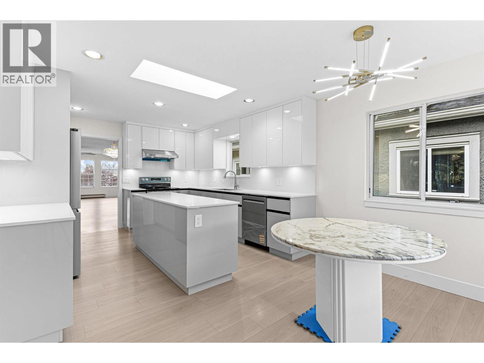 7728 Mary Avenue, Burnaby, British Columbia  V3N 3G8 - Photo 15 - R3112078