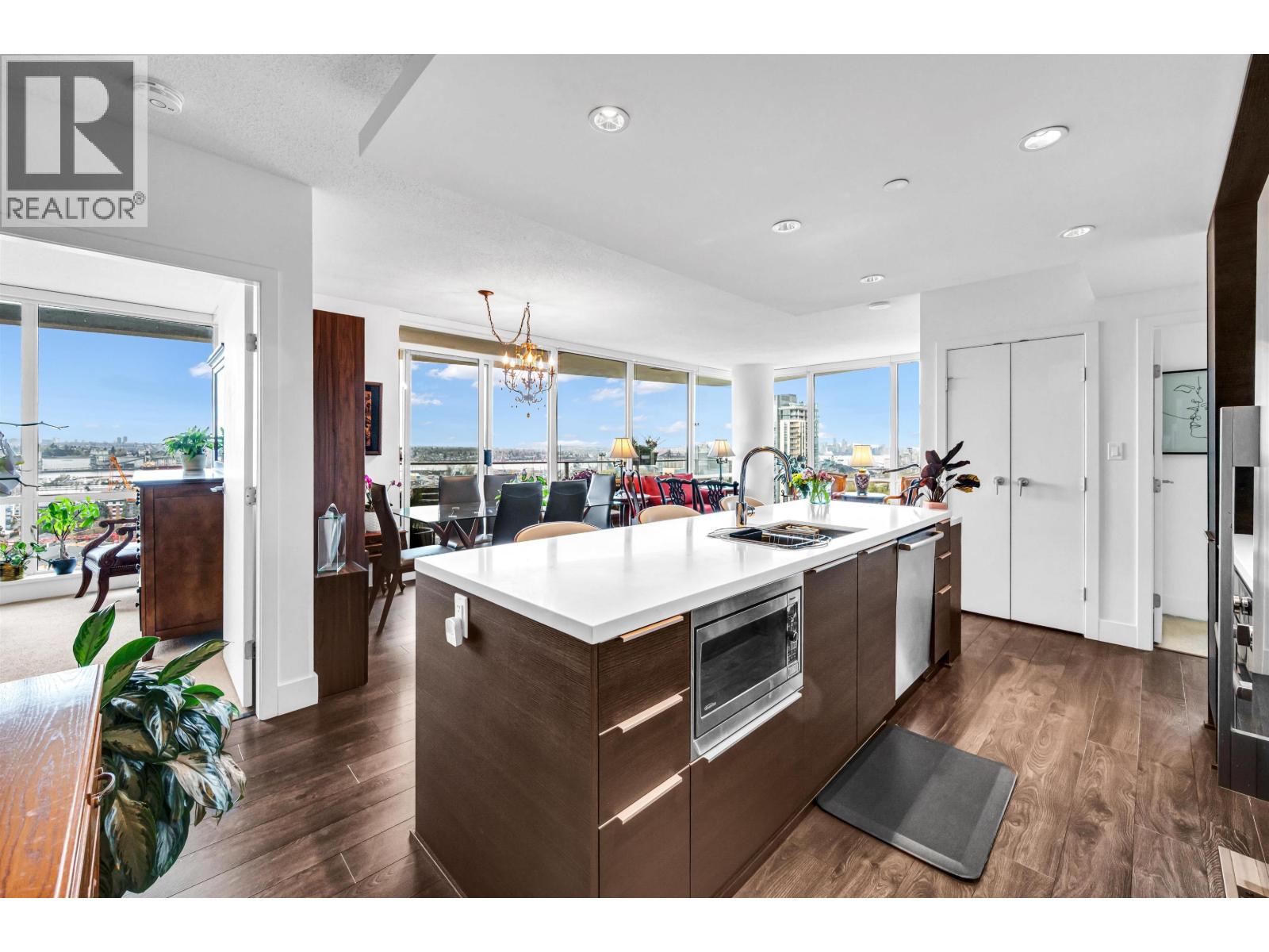 2107 1550 Fern Street, North Vancouver, British Columbia  V7J 2L6 - Photo 22 - R3112103